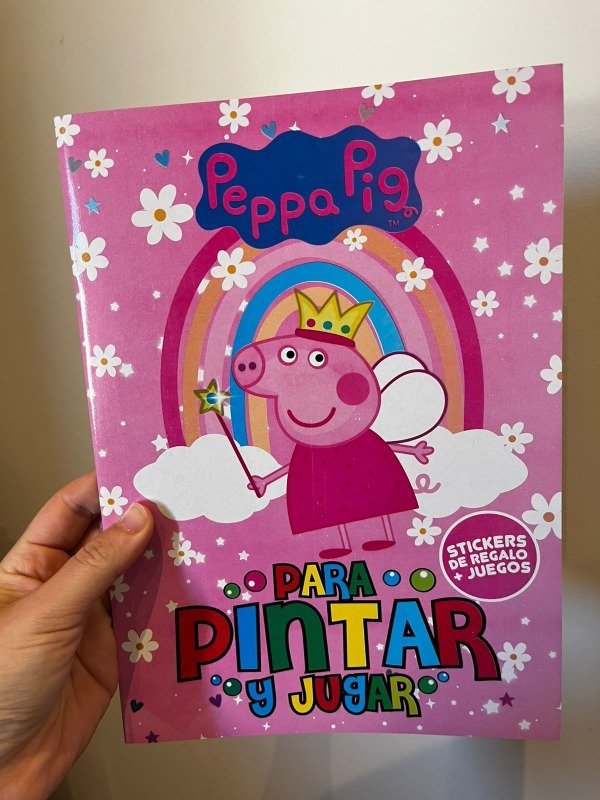 LIBRO PARA PINTAR Y JUGAR PEPPA PIG