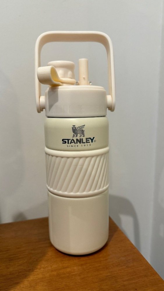 BOTELLA TÉRMICA 600ml RÉPLICA STANLEY BLANCO