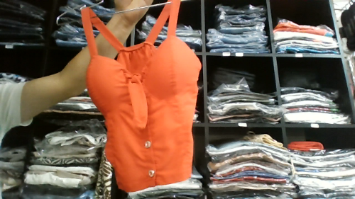 blusa roja