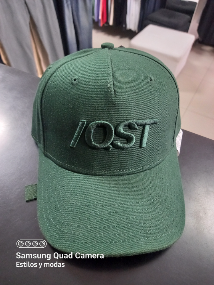 qst106ba 0002 u verde botella gorra quest