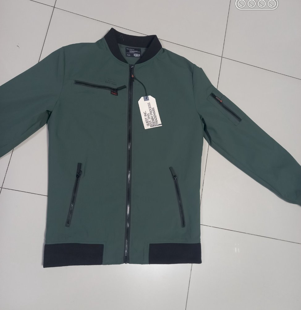 que103220047 m 038 verde chaqueta quest