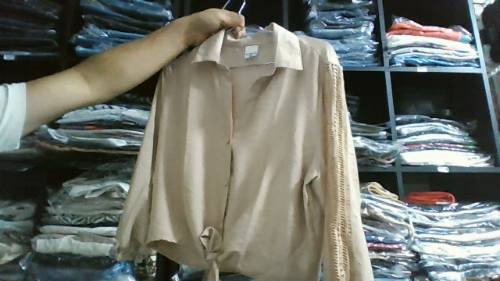 blusa poetica 43542 cafe m