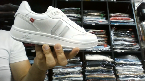 um175 38 white
