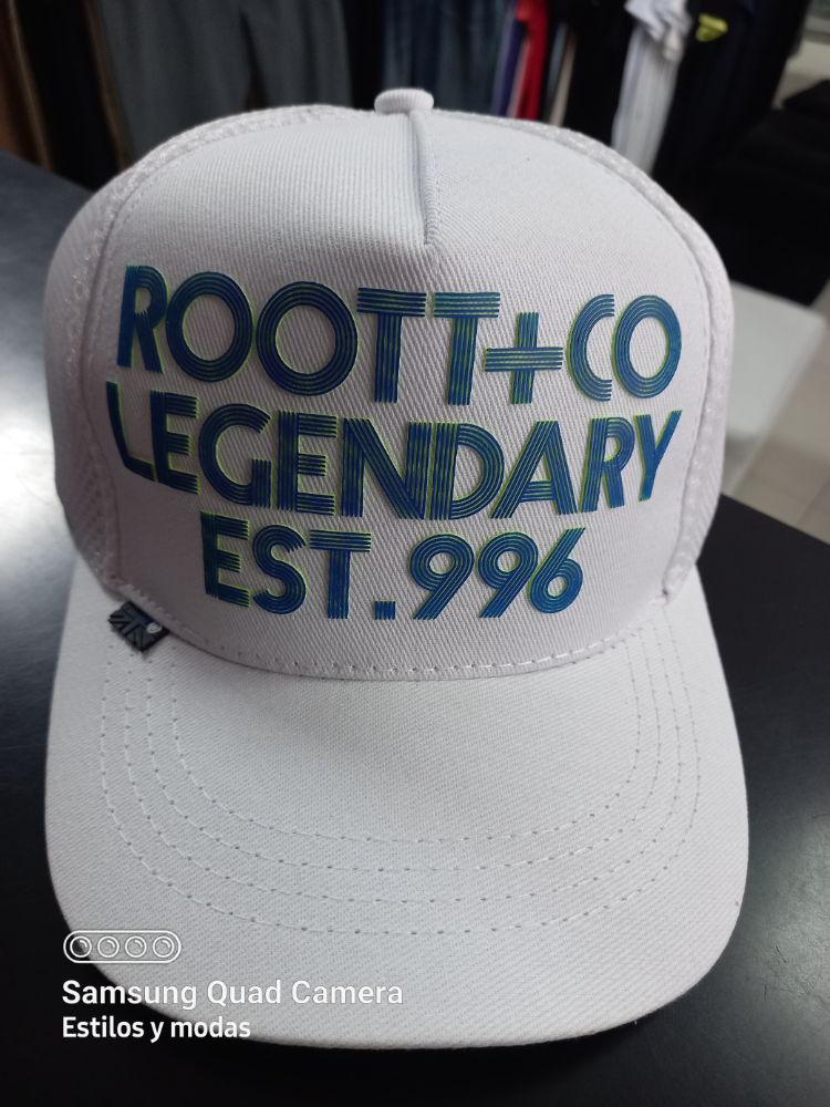 72011 gorra blanca roott co