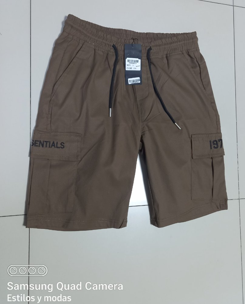 06022614 bermuda essentials l cafe short