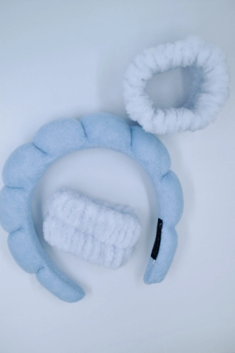 Balaca con muñequeras para maquillaje