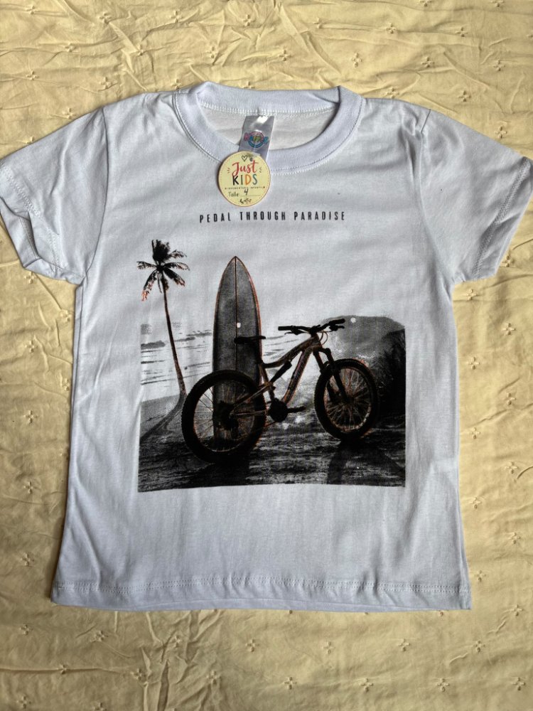 Remera Paradise