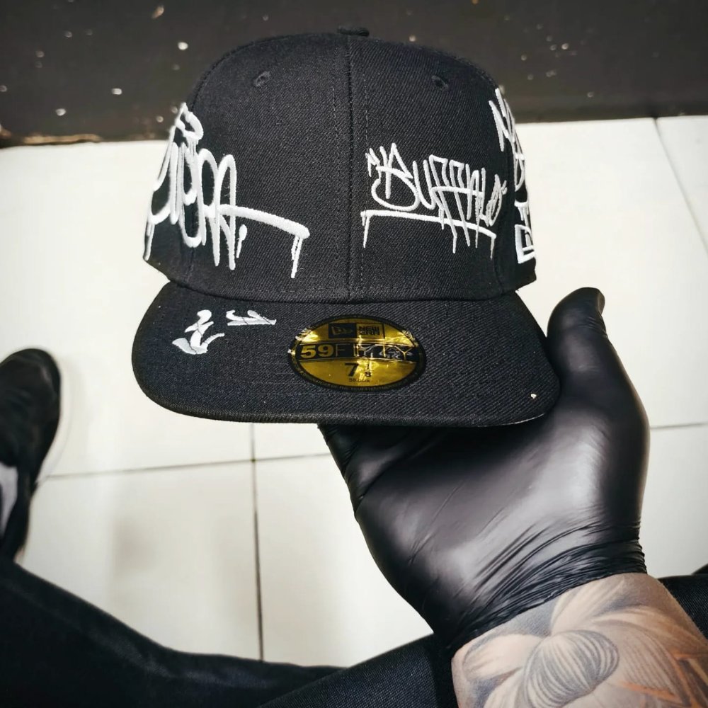 Gorra negra