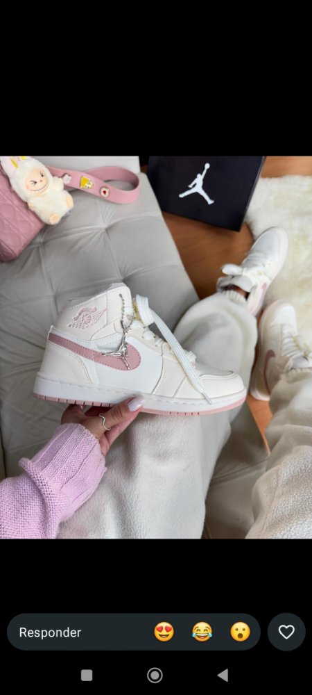 JORDAN BOTA BLANCO/ROSA