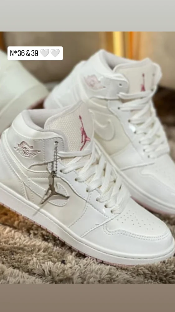 BOTA CHAROL JORDAN BLANCO