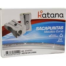 Sacapunta Katana metálico
