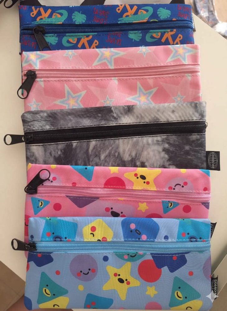 Cartuchera plana varios estampados Goodpak