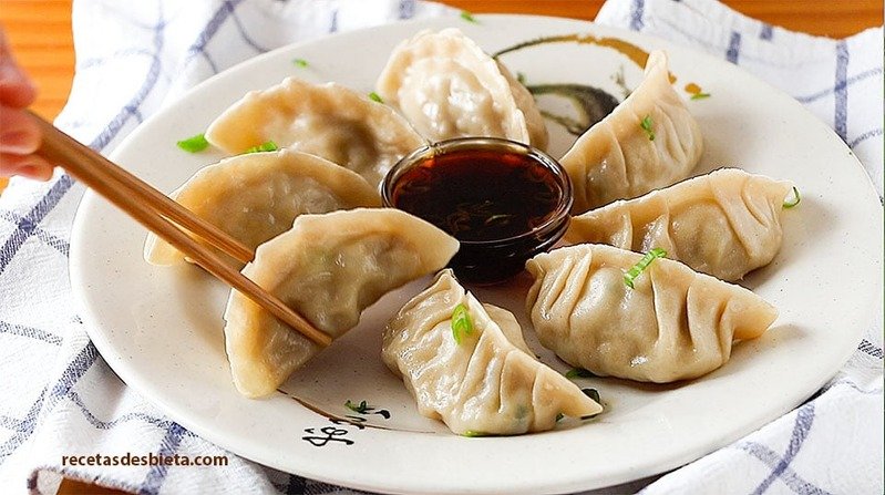 GYOZA 6piezas