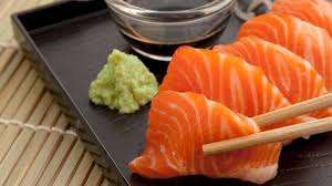 SASHIMI SALMON 4uni