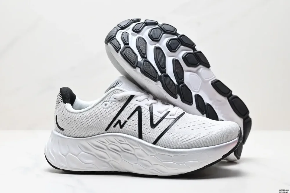 NB FRESH FOAM X MORE V4