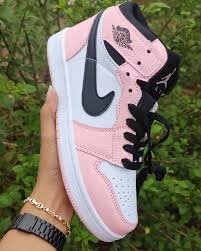 JORDAN 1 MID