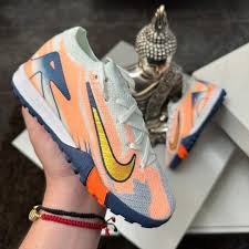 MERCURIAL VAPOR 16 ELITE