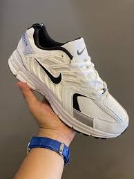NIKE ZOOM