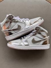 AIR JORDAN  1 MID SE