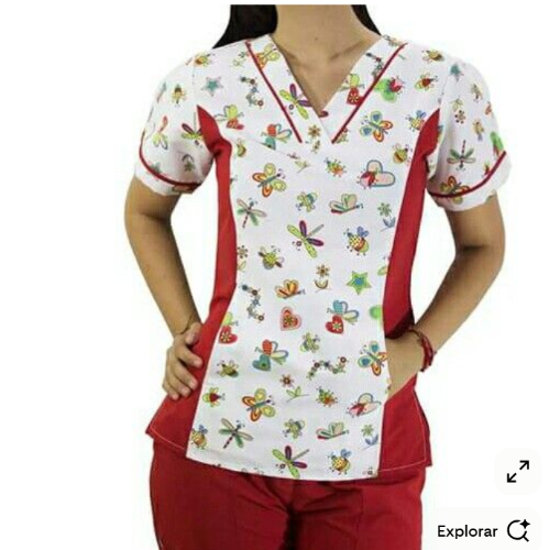 blusa rigida con motivos