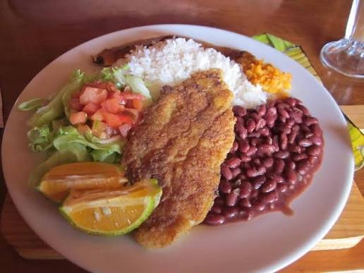 CASADO CON FILET DE PESCADO