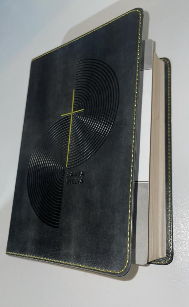 Biblia NTV compacta negra