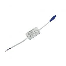 DRIVER 18W PLUG CUADRADO