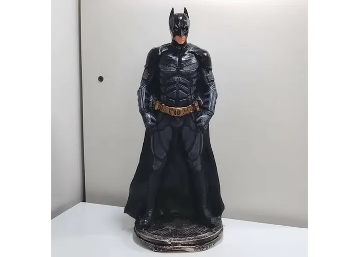 Boneco Batman cavaleiro das trevas estatua grande 22cm