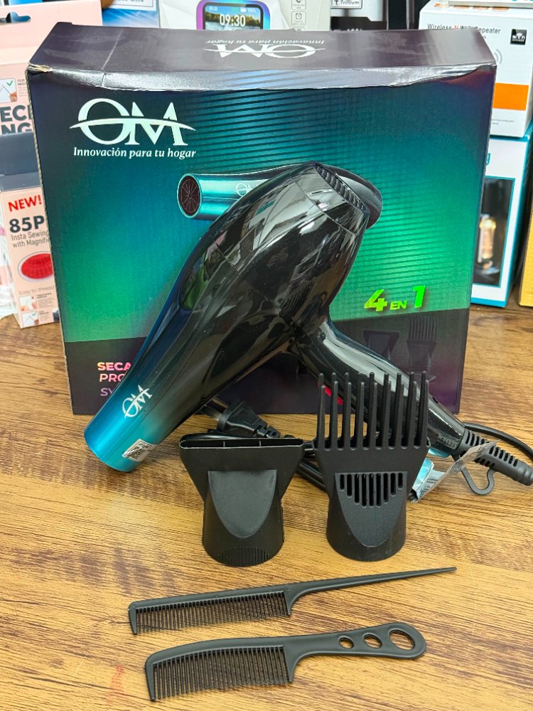 Secador de Pelo Profesional 4 en 1 -om