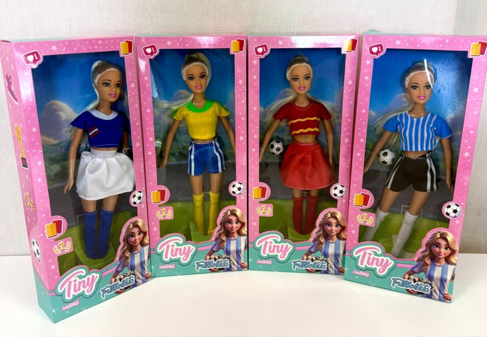 Muñeca Tiny Futbolista