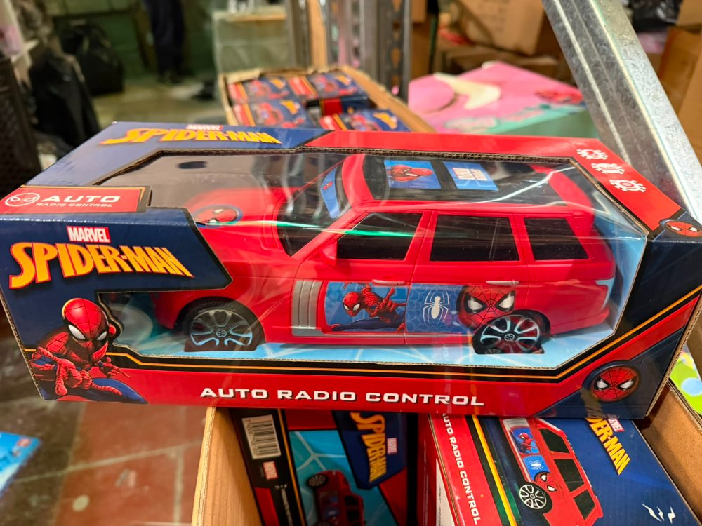 Auto Jeep a Control Remoto Spiderman