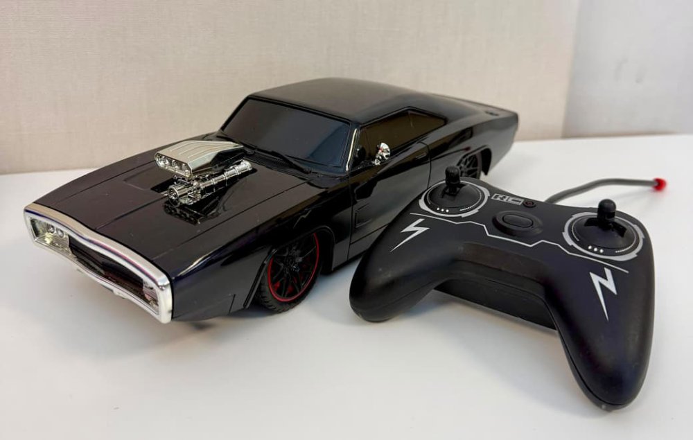 Auto a Control Negro - Ck 84