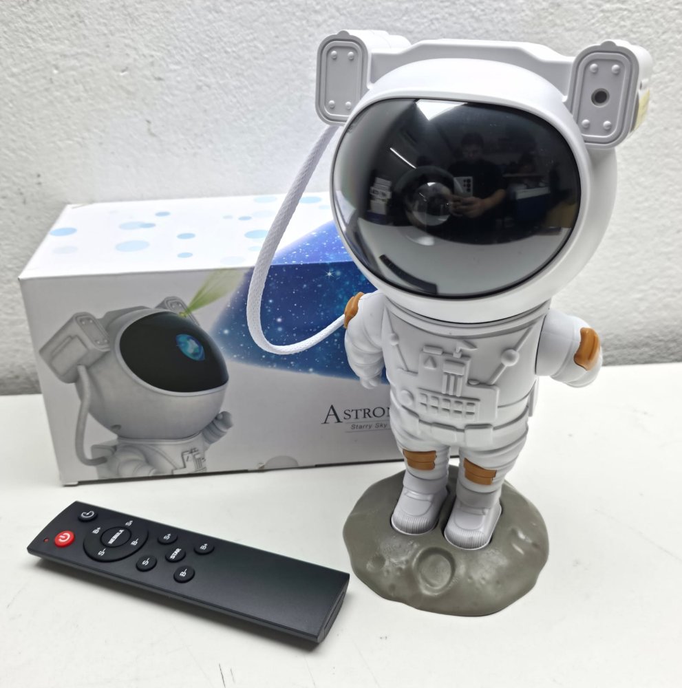 Proyector Astronauta Galaxia con Control Remoto