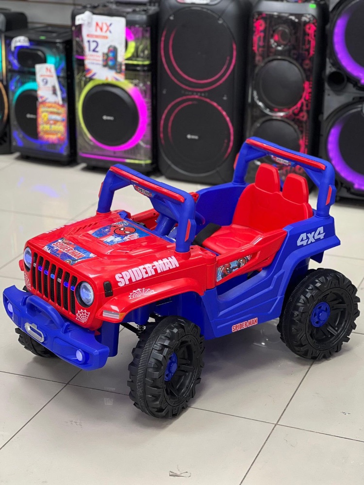 Auto Jeep Spiderman o Tiny