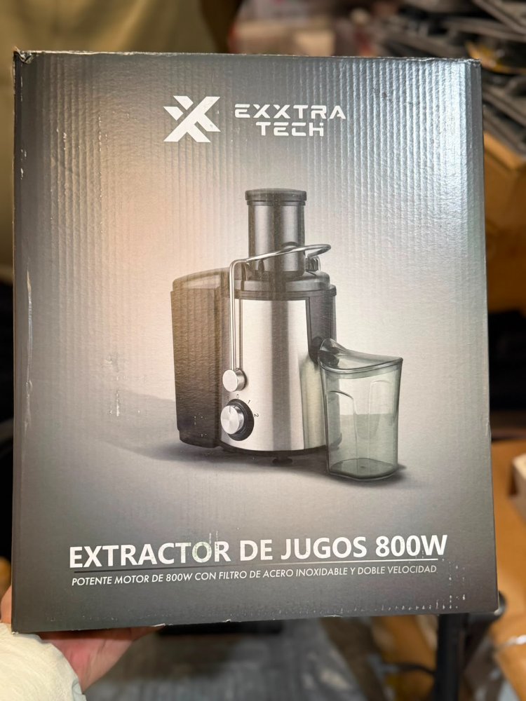 Extractor de Jugos 800W Exxtra Tech