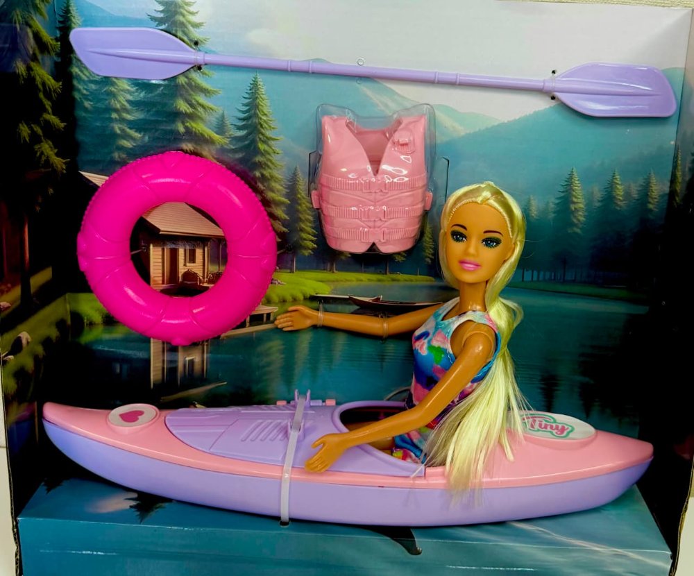 Tiny y su kayak