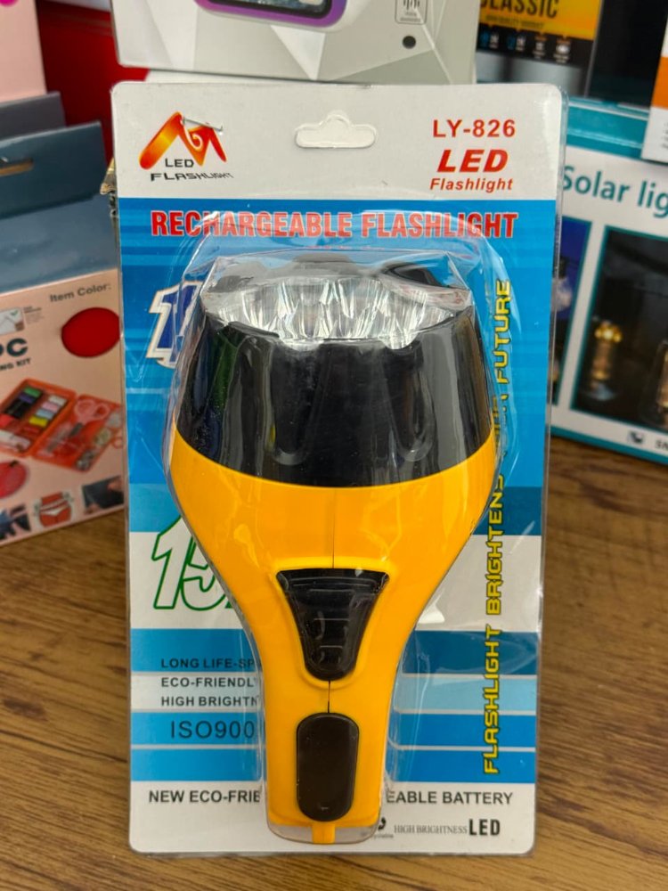 Linterna LED Recargable- LY826