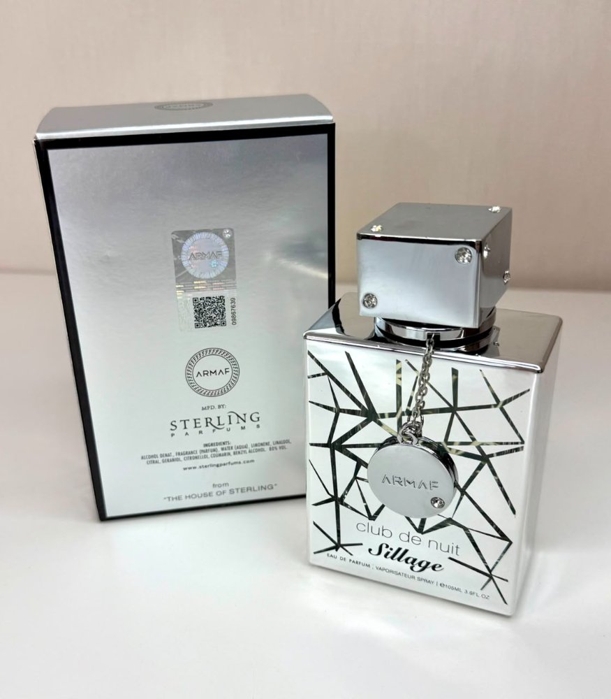 Perfume Club de Nuit Sillage