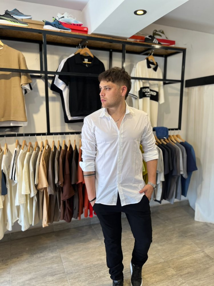 camisa blanca (LIBANO)