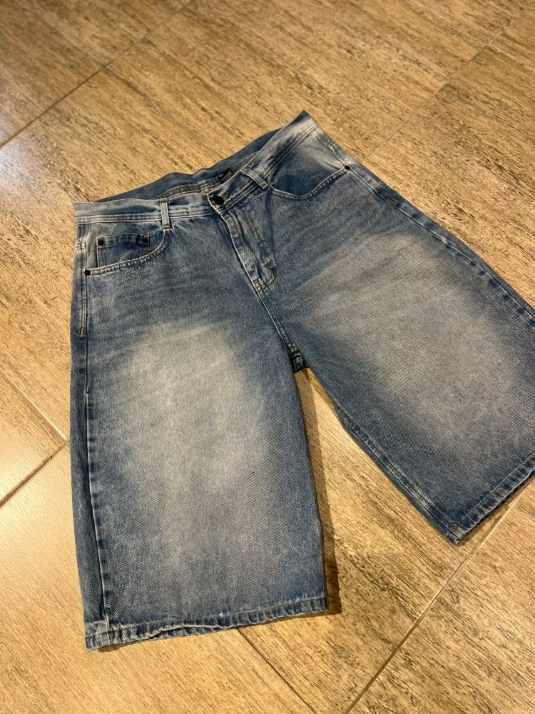 Bermuda Baggy jean celan bordada