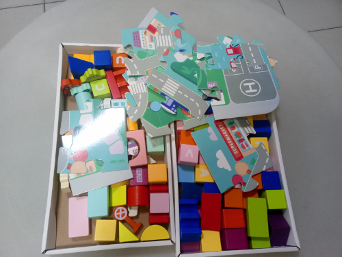 bloques de construccion de Madera (wooden building blocks)