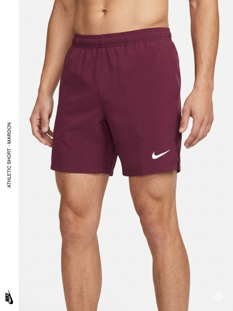 Short S vinotinto con licra NIKE logo plateado