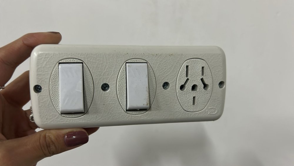 1 TOMA Y 2 PUNTOS EXTERIOR
