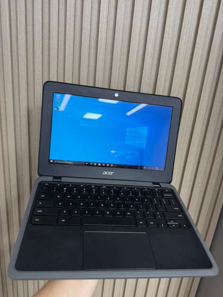Acer c733