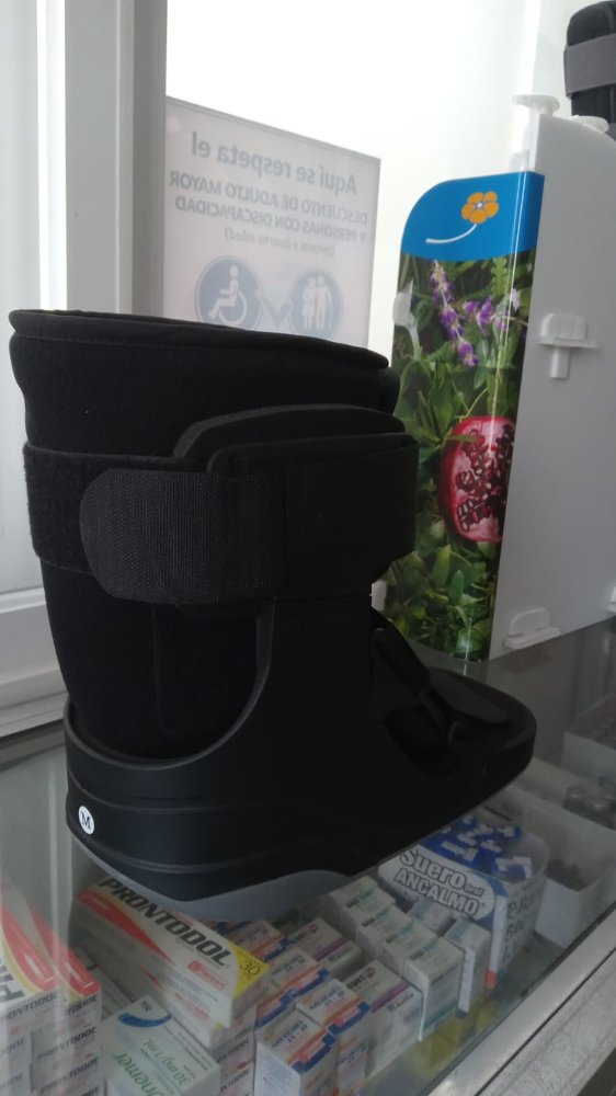A-1   BOTA WALKER (TALLA M) - BOTA ORTOPEDICA WALKER. CORETECH