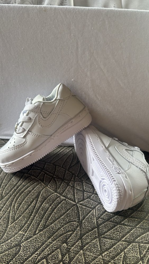 CALZADO CLASICO NIKE NIÑO/A