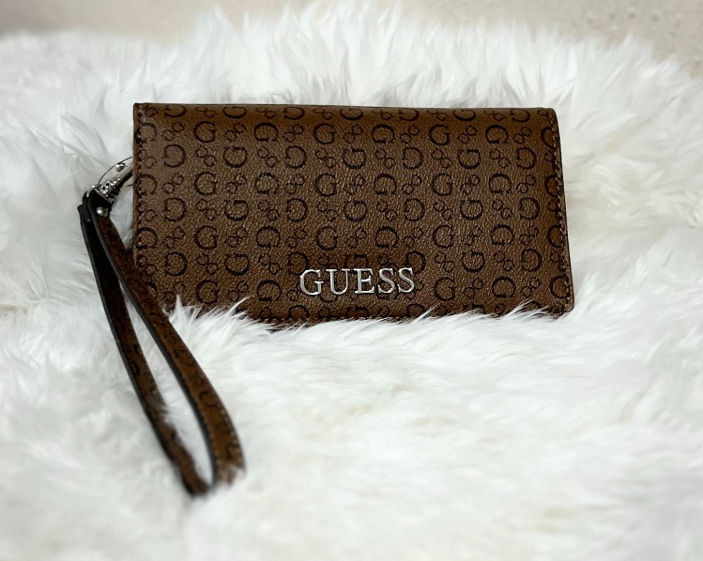 Cartera Cafe Guess para dama