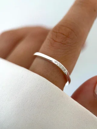 1385