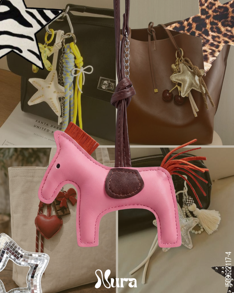 LLAVERO DE SEMICUERO PONY ROSADO