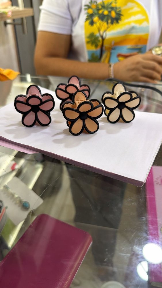 GANCHO FLOR PEQUEÑA